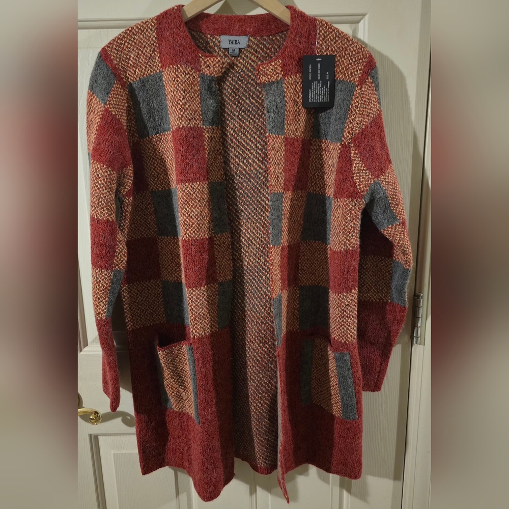 NWT Yaria Women's Checkered Cardigan  Red and Gray M